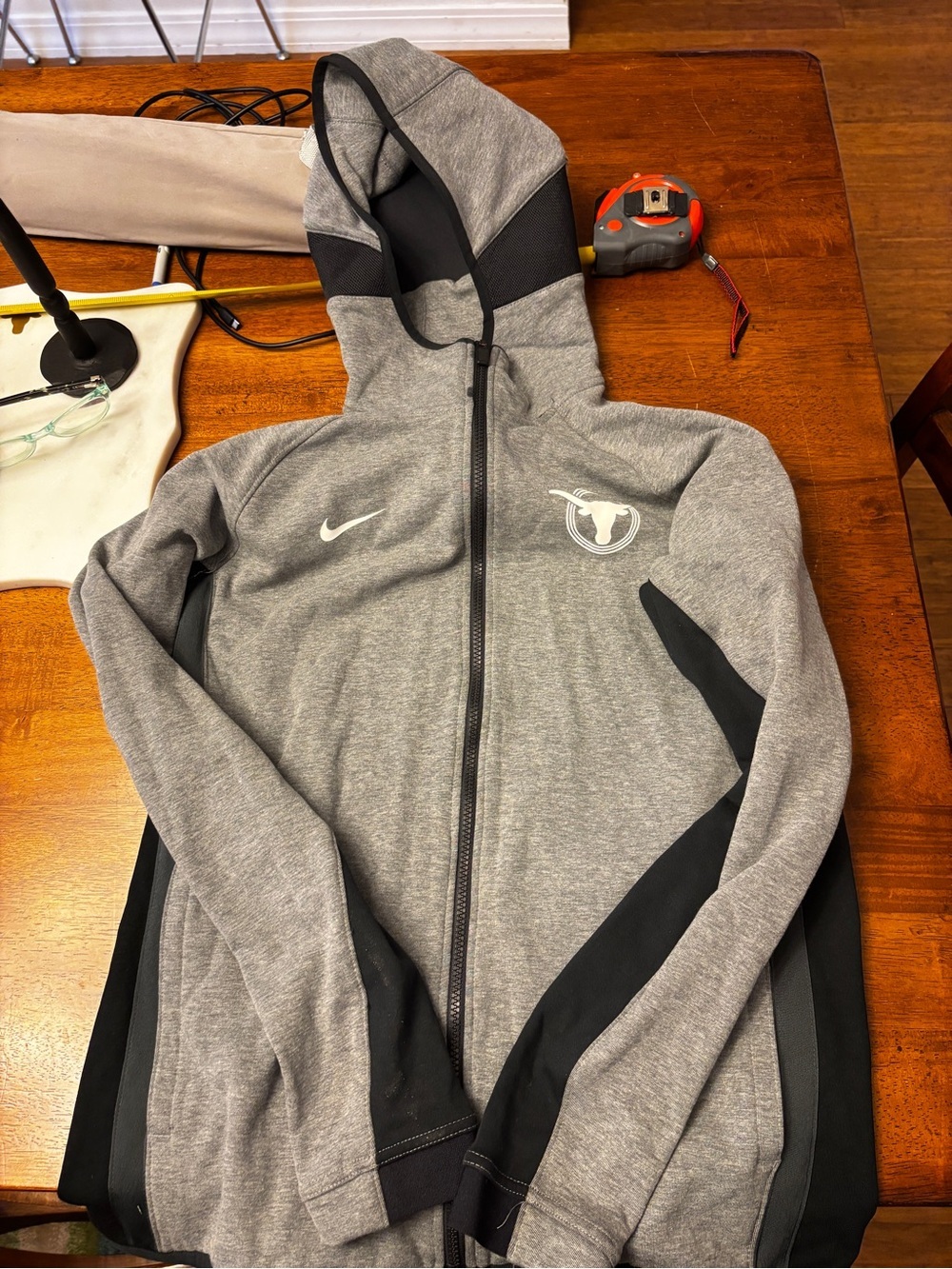 Nike UT Austin Men’s Gray and Black Full-Zip Hooded Performance Jacket medium